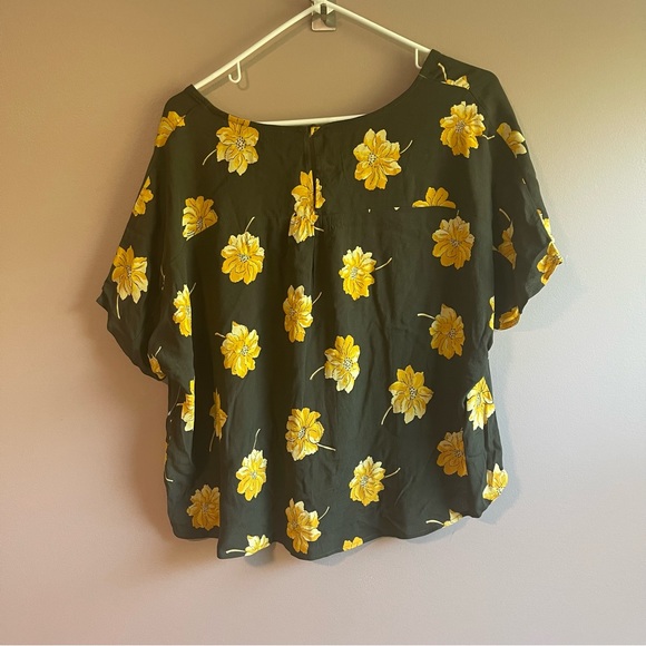 Madewell top size medium . NWT - Picture 2 of 7